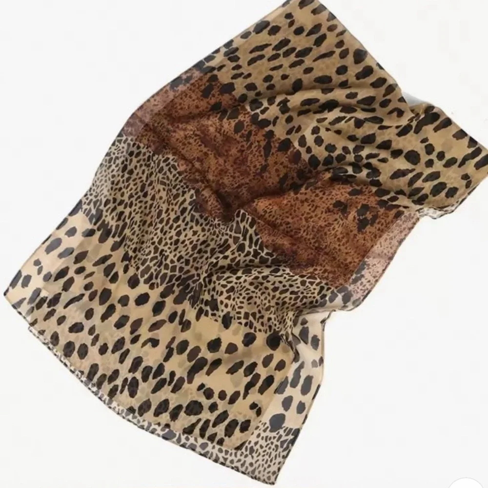 Leopard Print Scarf - Tan and Black